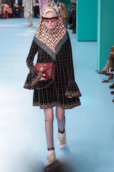 Look 6